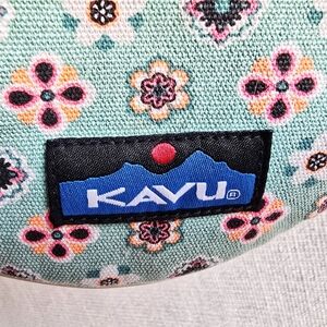 KAVU Rope Sling Stiching Logo On Back Lightweight Floral Pattern